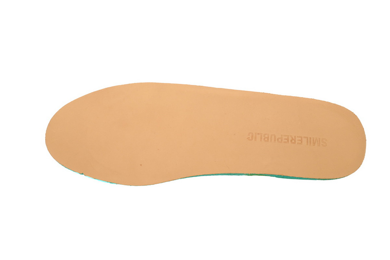 Smilerepublic White Canvas