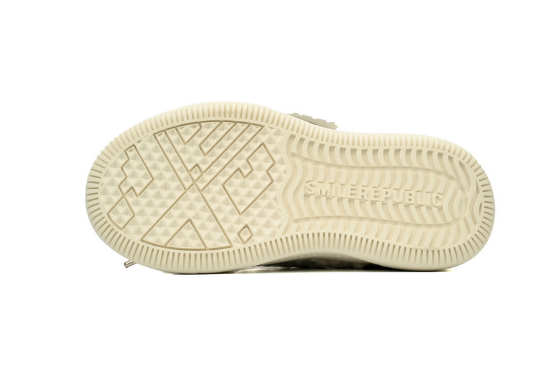 Smilerepublic White Canvas