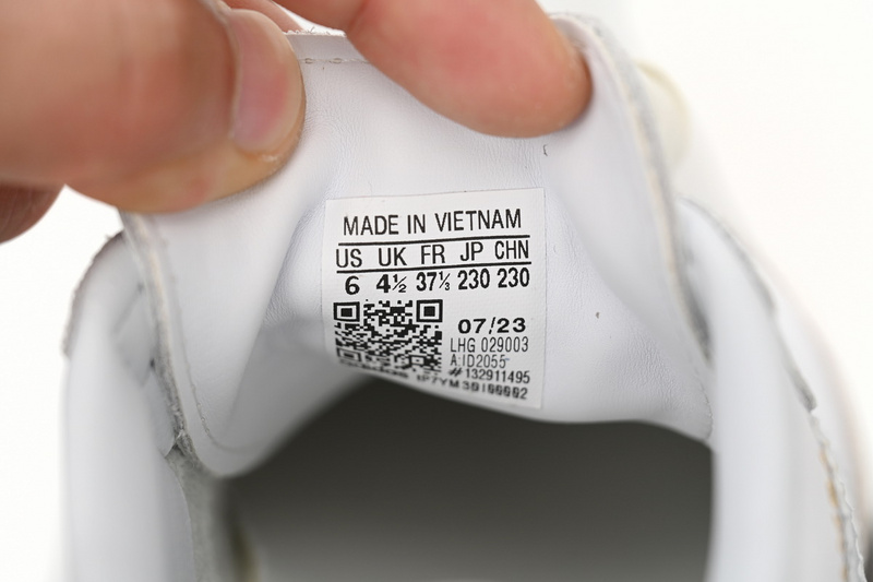 Adidas Originals Samba Vegan OG White Light Blue