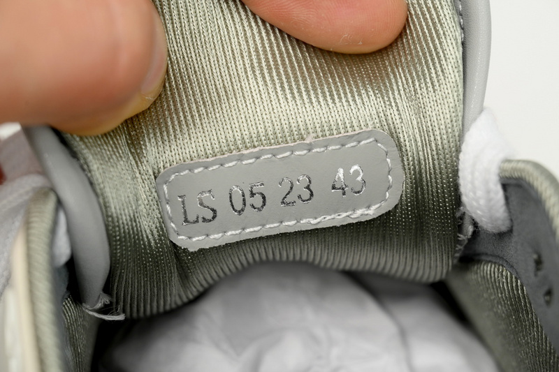 Dior B27 Low Apricot