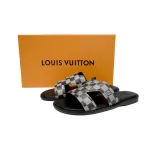 LOUIS VUITTON Oasis Black And White Checkerboard