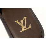 LOUIS VUITTON Oasis Classic Grid