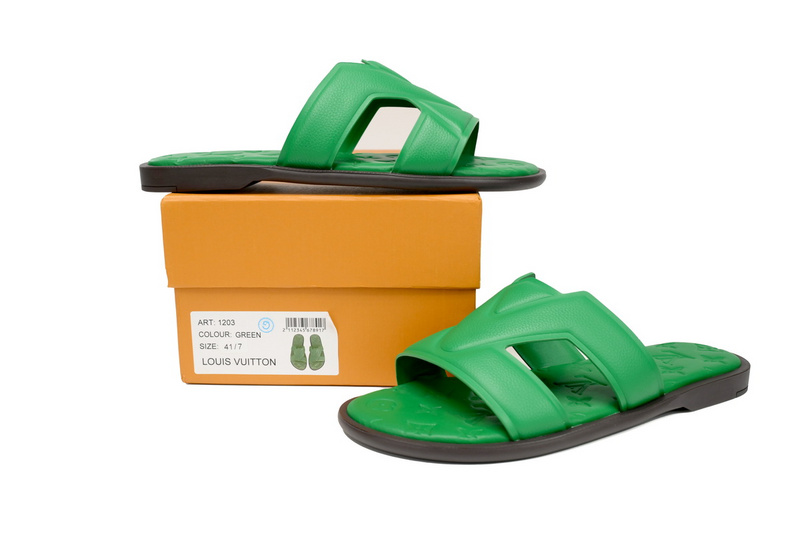 LOUIS VUITTON Oasis Green Glossy Surface