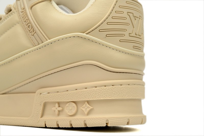 Louis Vuitton Trainer Beige