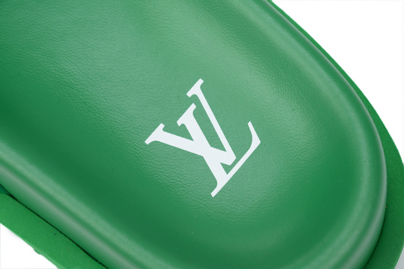 LOUIS VUITTON Miami Green