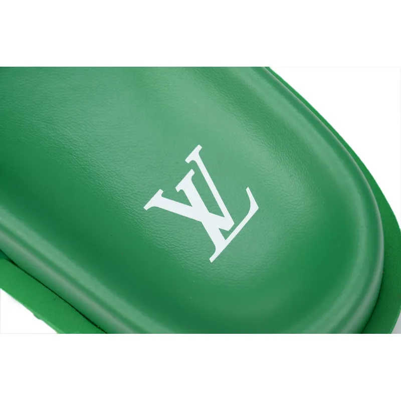 LOUIS VUITTON Miami Green