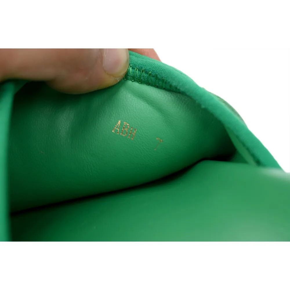 LOUIS VUITTON Miami Green Leather Surface