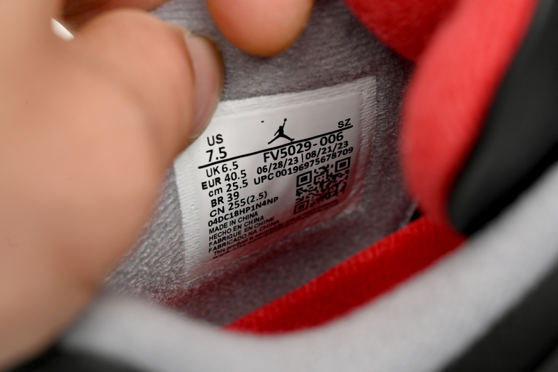 XH Batch Air Jordan 4 "Bred Reimagined"