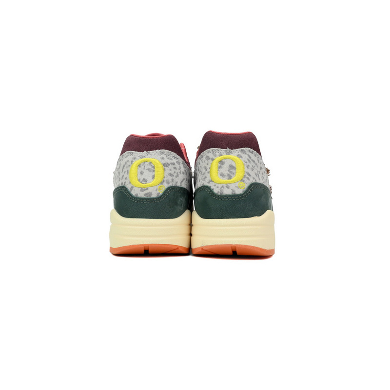 🔥Limited to 200 🔥 Division Street x Nike Air Max 1 Luxe “Oregon Ducks”