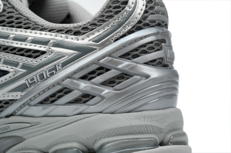 New Balance 1906R White and yellow Silver White