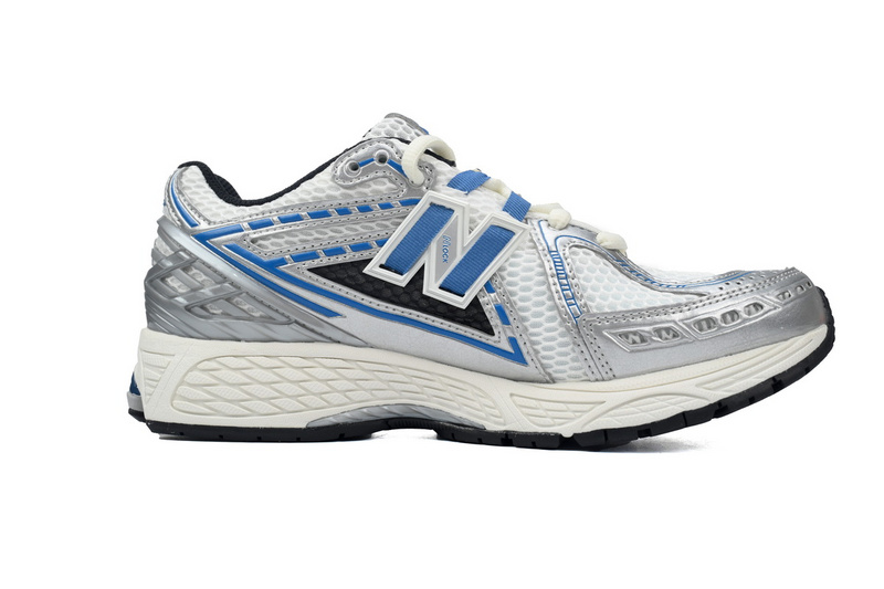 NEW BALANCE Light Blue and White