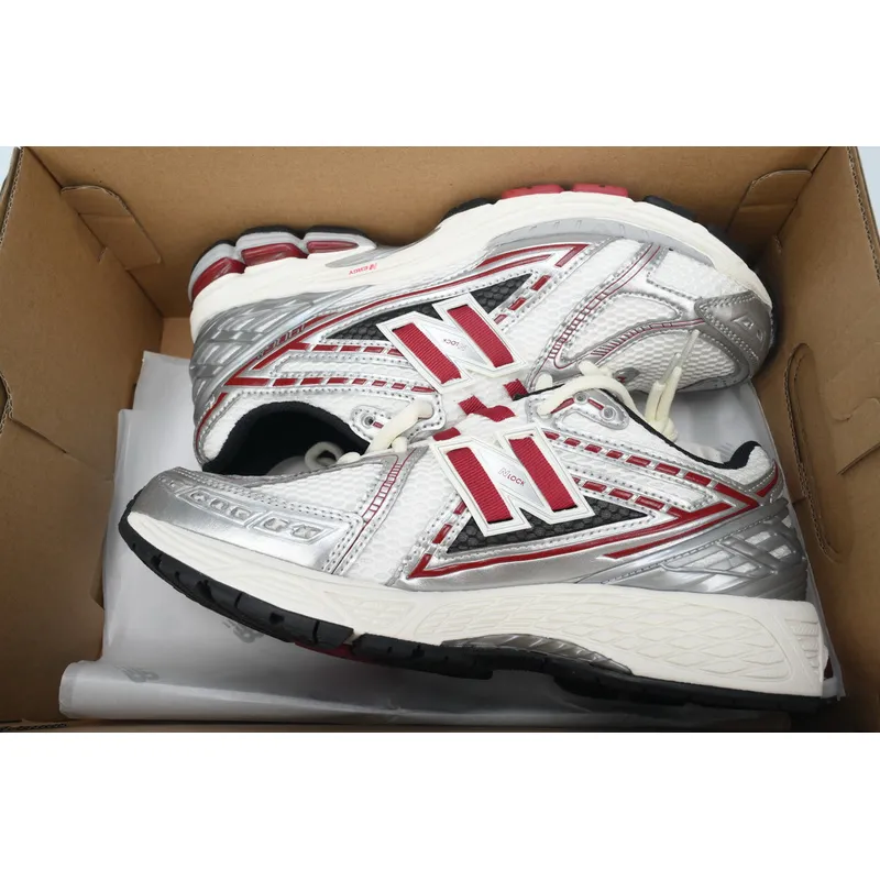 NEW BALANCE Silver Red