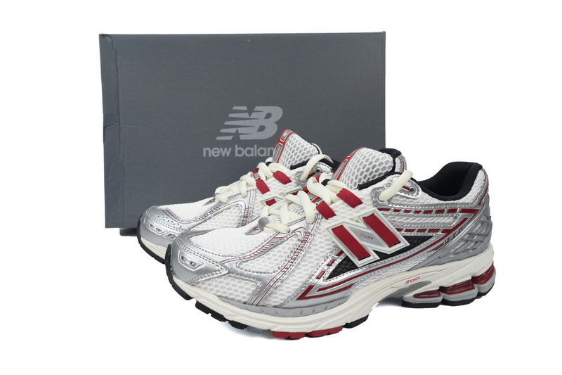 NEW BALANCE Silver Red