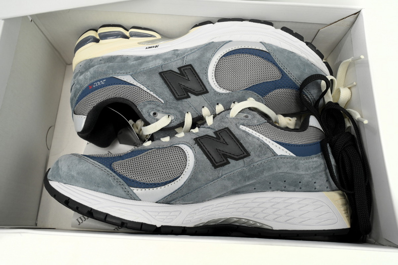 New Balance 2002R Sea Dark Blue Gray