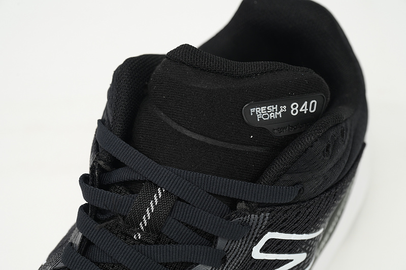 New Balance NB Fresh Foam X840 Black