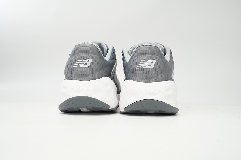 New Balance NB Fresh Foam X840 Gray white