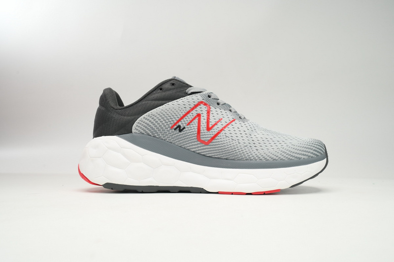 New Balance NB Fresh Foam X840 GREY RED