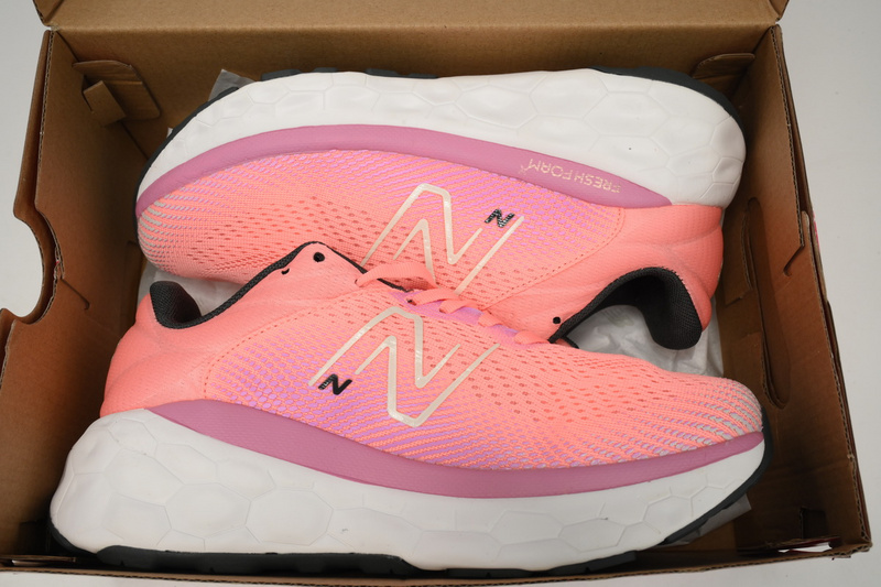 New Balance NB Fresh Foam X840 Orange Purple