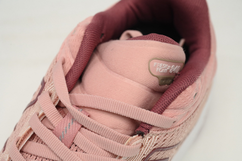 New Balance NB Fresh Foam X840 Pink