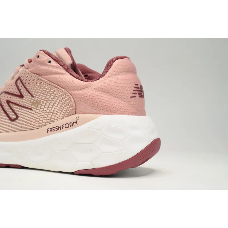 New Balance NB Fresh Foam X840 Pink