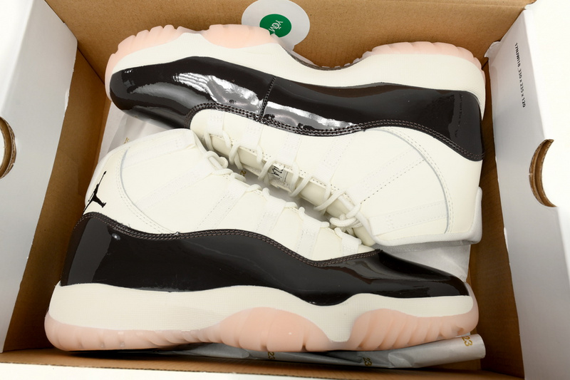 XP  Air Jordan 11 "Neapolitan"