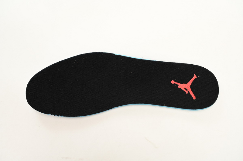 DJ Air Jordan 12 “Red Taxi”