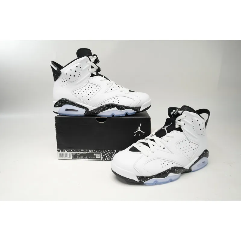Q4 Air Jordan 6 "Reverse Oreo"