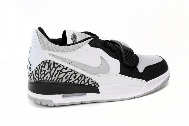 Air Jordan AJ312 White And Black Soot