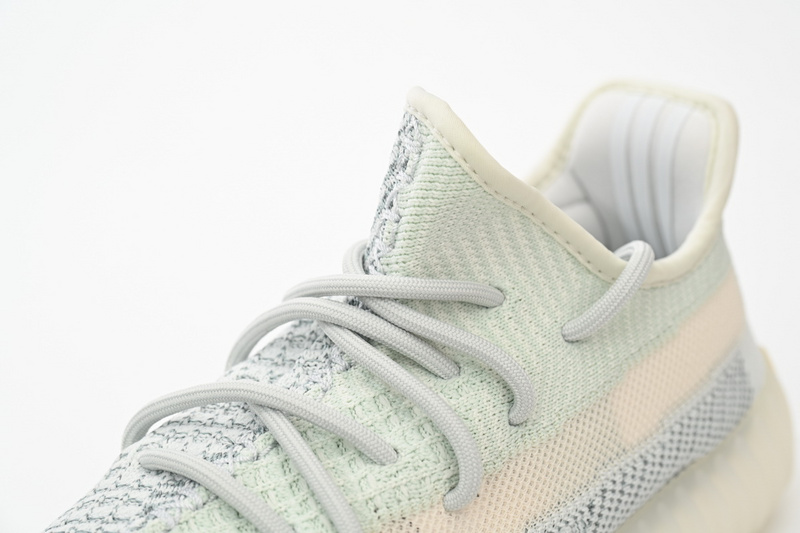 OG Adidas Yeezy 350 Boost V2 "Cloud White Reflective"