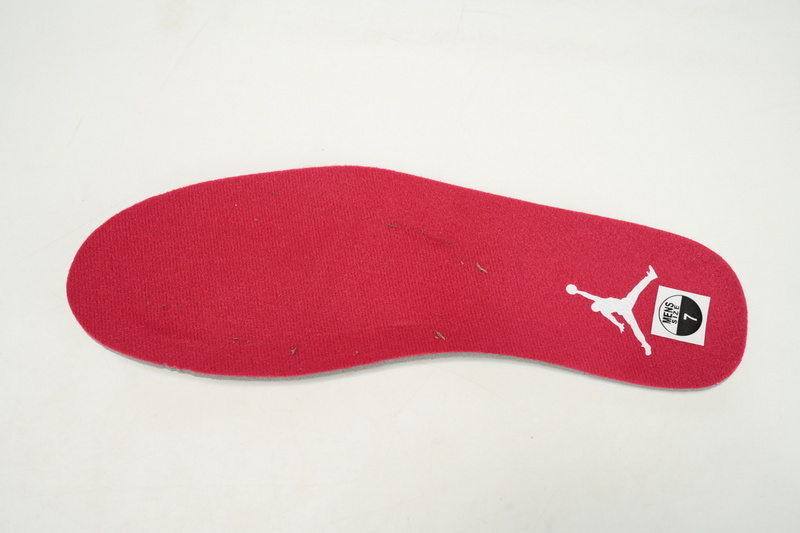 XH Air Jordan 3 “Cardinal”