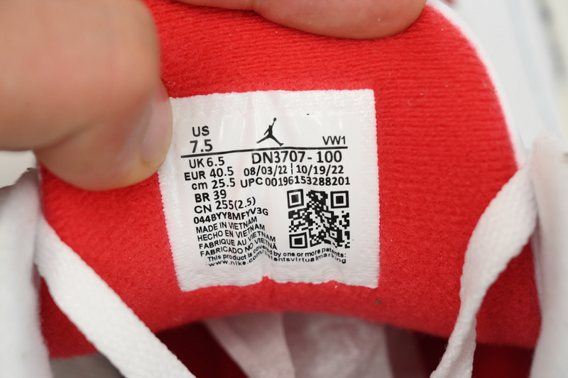 XH Air Jordan 3 “White Cement Reimagined