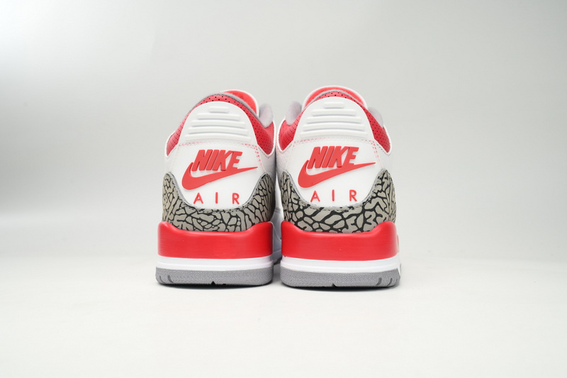 XH Air Jordan 3 OG “Fire Red”