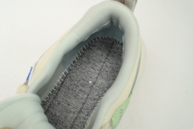 OFF-WHITE Out Of White Lake Blue