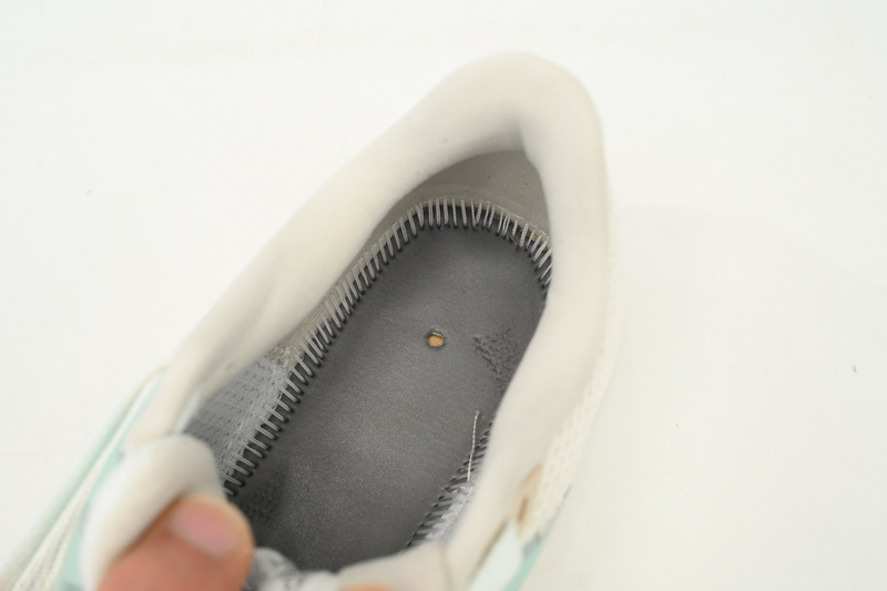 Nike Air Zoom Pegasus 40 White Gray Blue