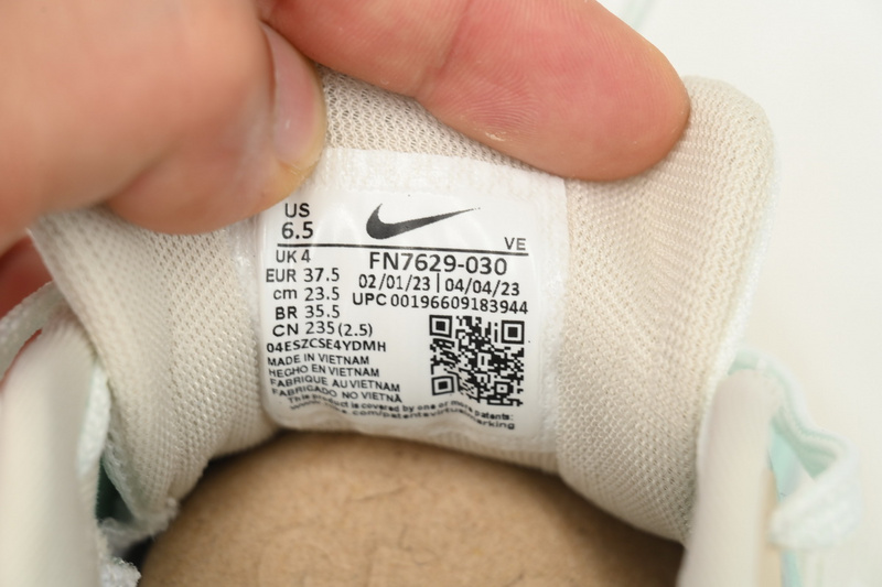 Nike Air Zoom Pegasus 40 White Gray Blue