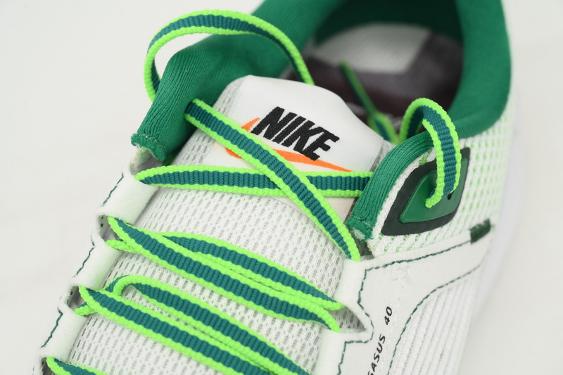 Nike Air Zoom Pegasus 40 White Green