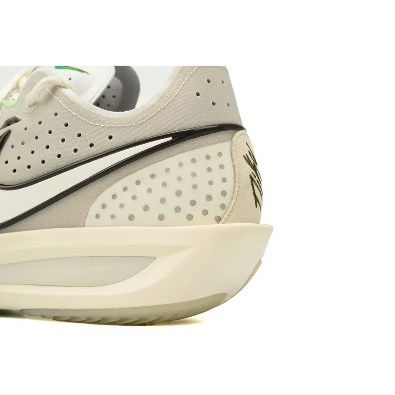 Nike GT Cut 3 "Light Bone/Vapor Green"