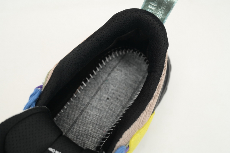 OFF-WHITE Out Of Polychrome