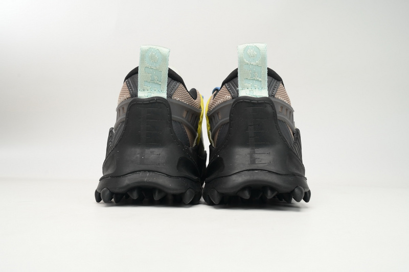 OFF-WHITE Out Of Polychrome