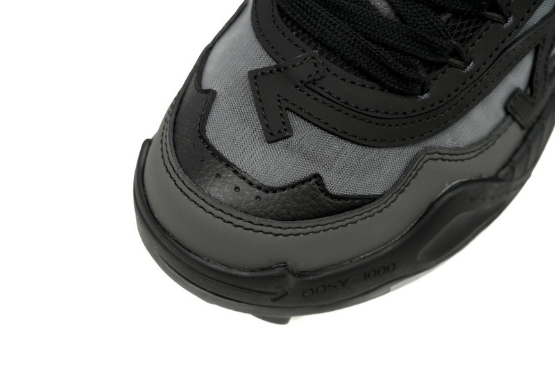 OFF-WHITE Out Of White Black