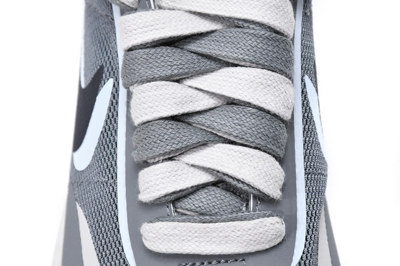 Sacai x Nike LDWaffle Blue Multi Grey DeconStrucTion