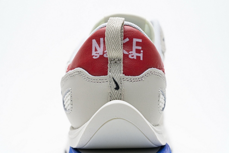 Sacai x Nike Pegasua Vaporfly Villain Grey Blue Red