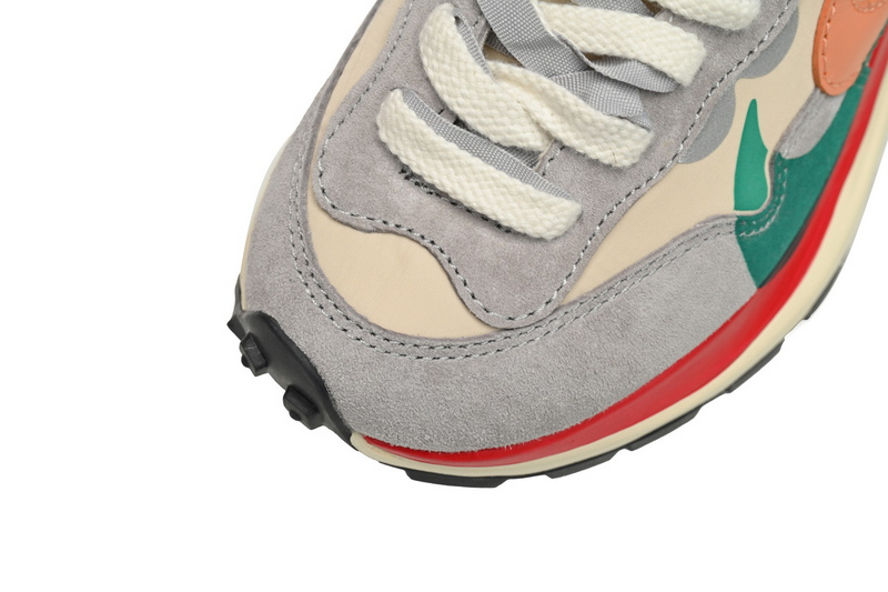 Sacai x Nike VaporWaffle 3.0 Beige orange color