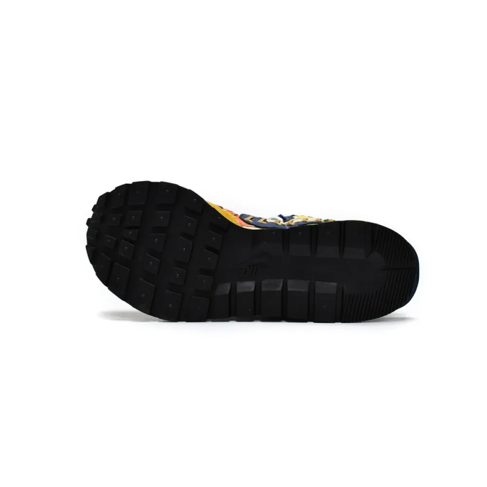 Sacai x NikeVaporWaffle Curcuma Longa Suture