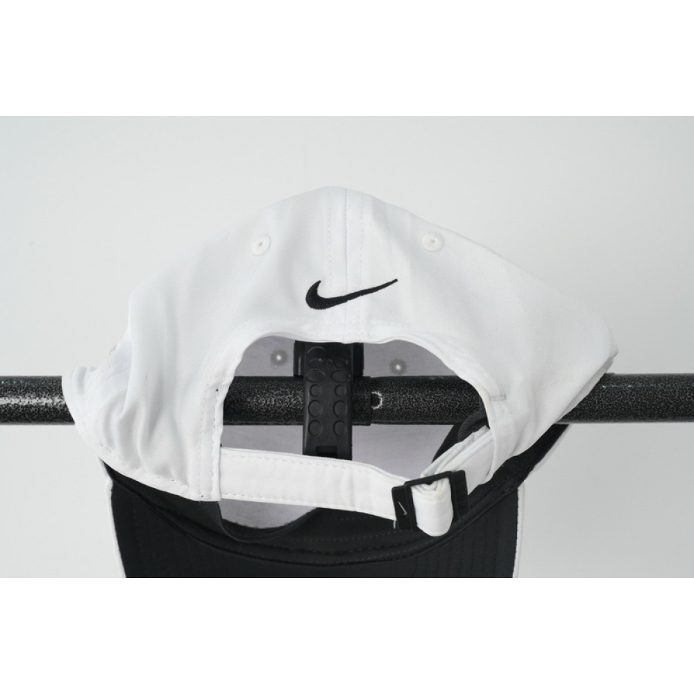 Nike Peaked Cap