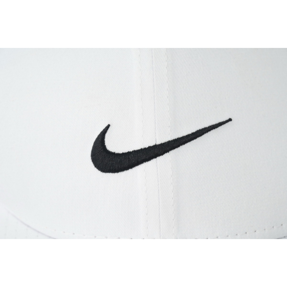 Nike Peaked Cap