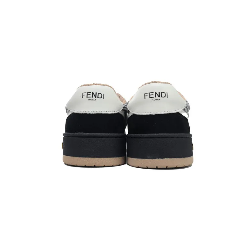 Fendi Match White and Black 