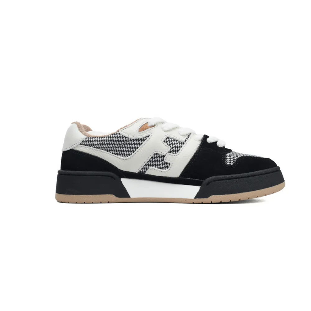 Fendi Match White and Black 