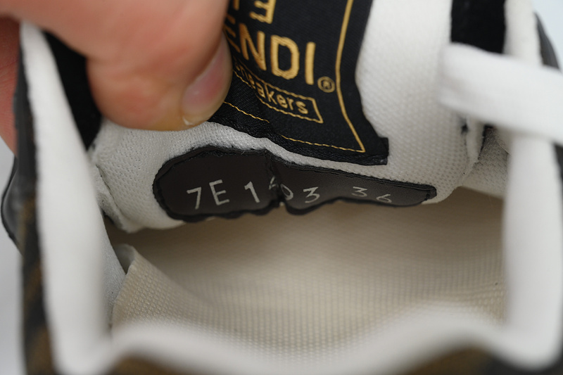 Fendi Match Black brown