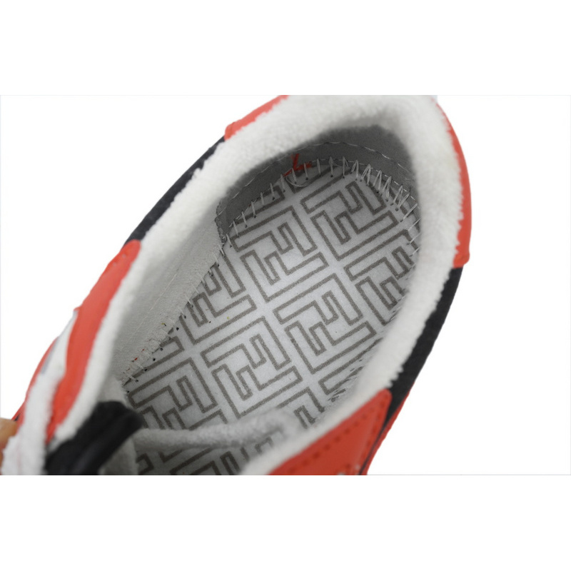 Fendi Match Grey Red